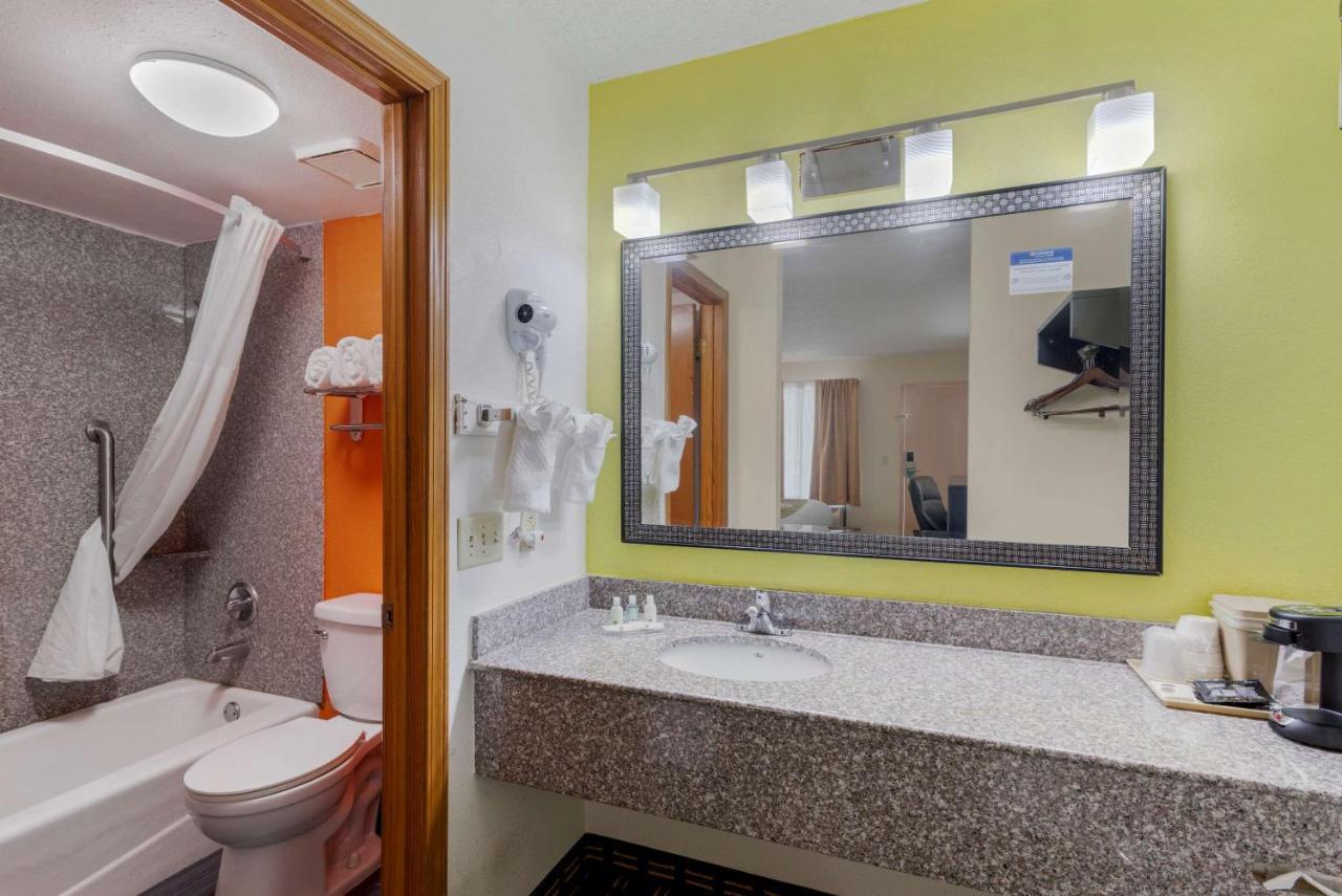 Quality Inn Acworth Exterior photo