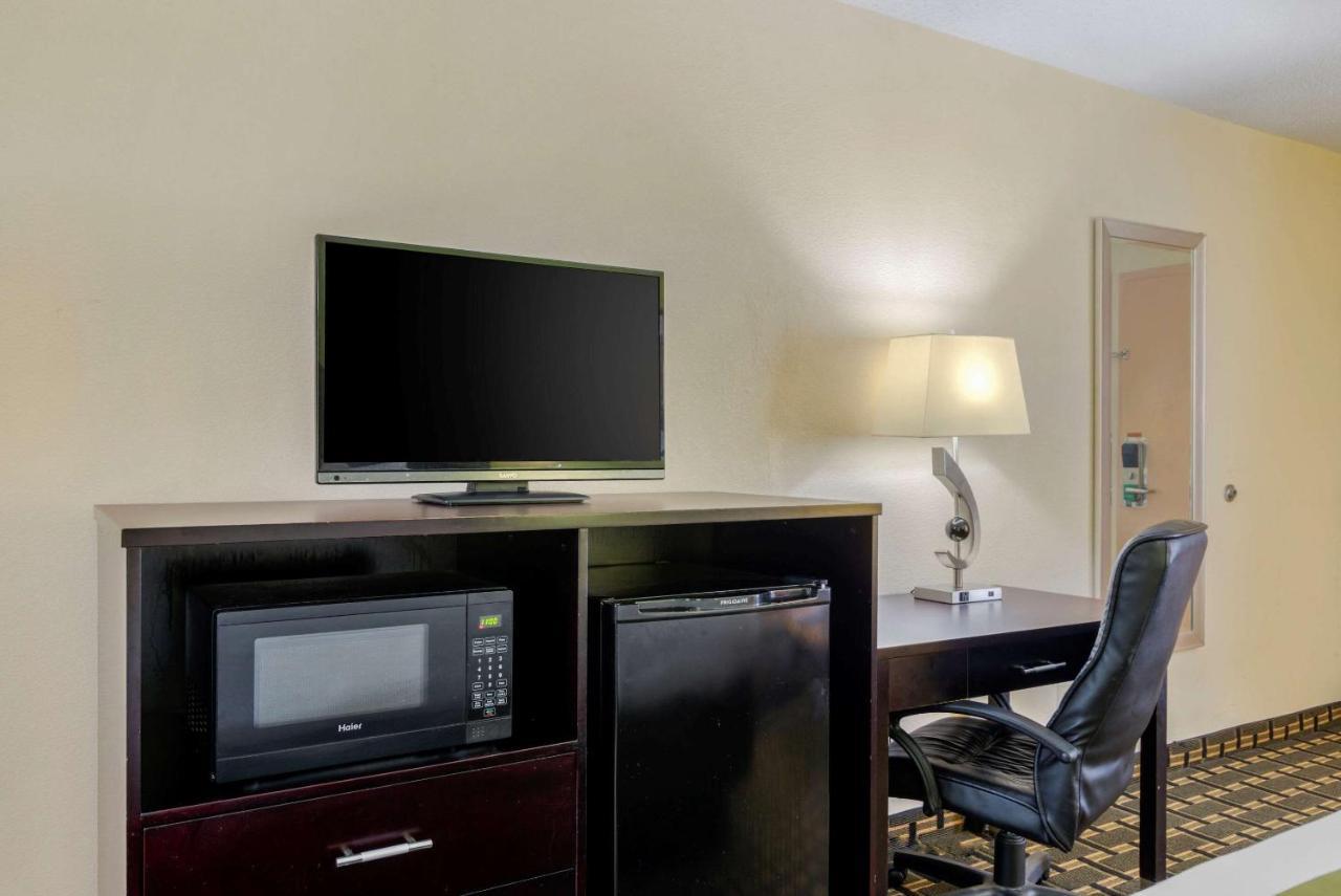 Quality Inn Acworth Exterior photo